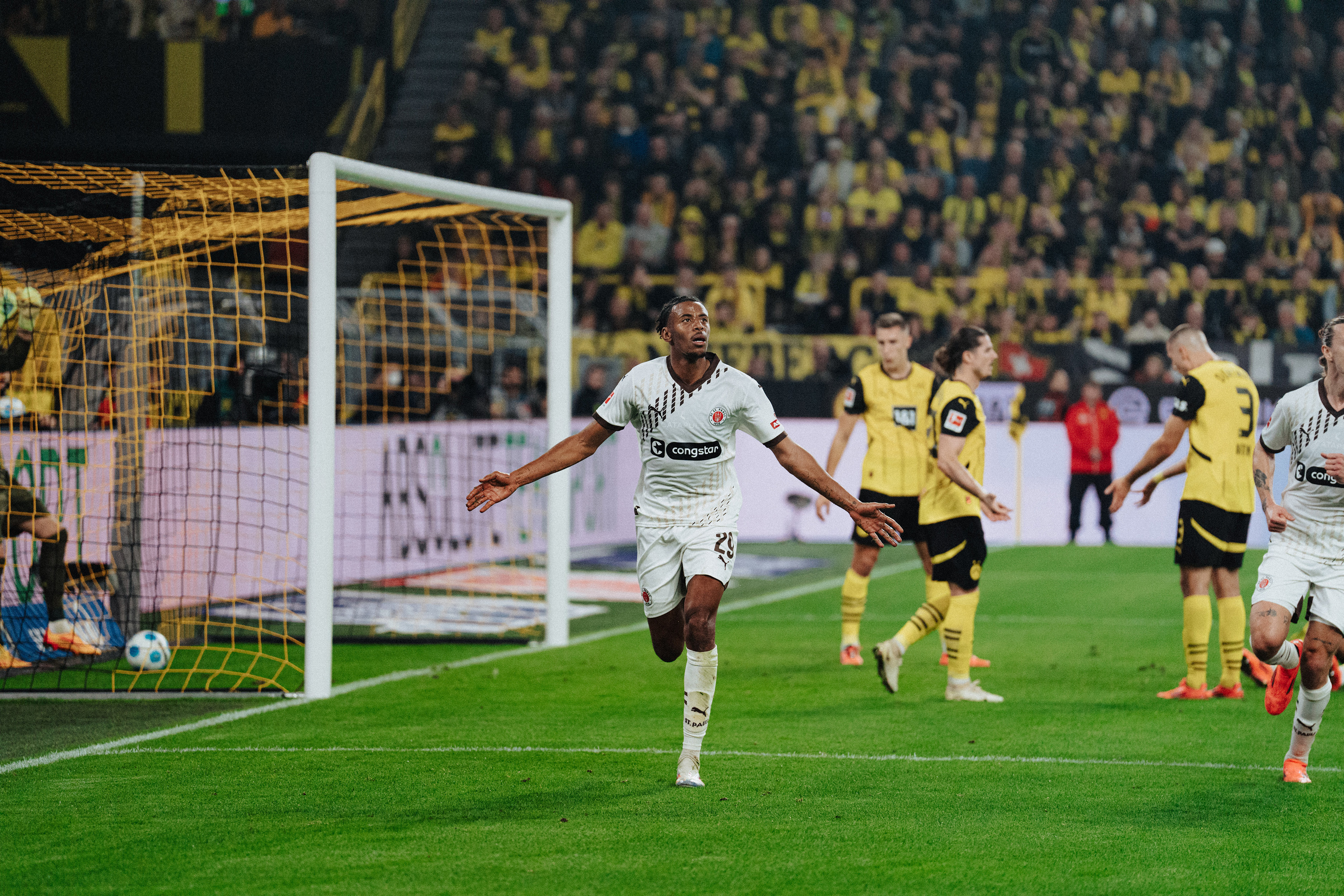 Morgan Guilavogui celebrated his first Bundesliga goal in vain at Dortmund, as it was chalked off after being checked by the VAR.