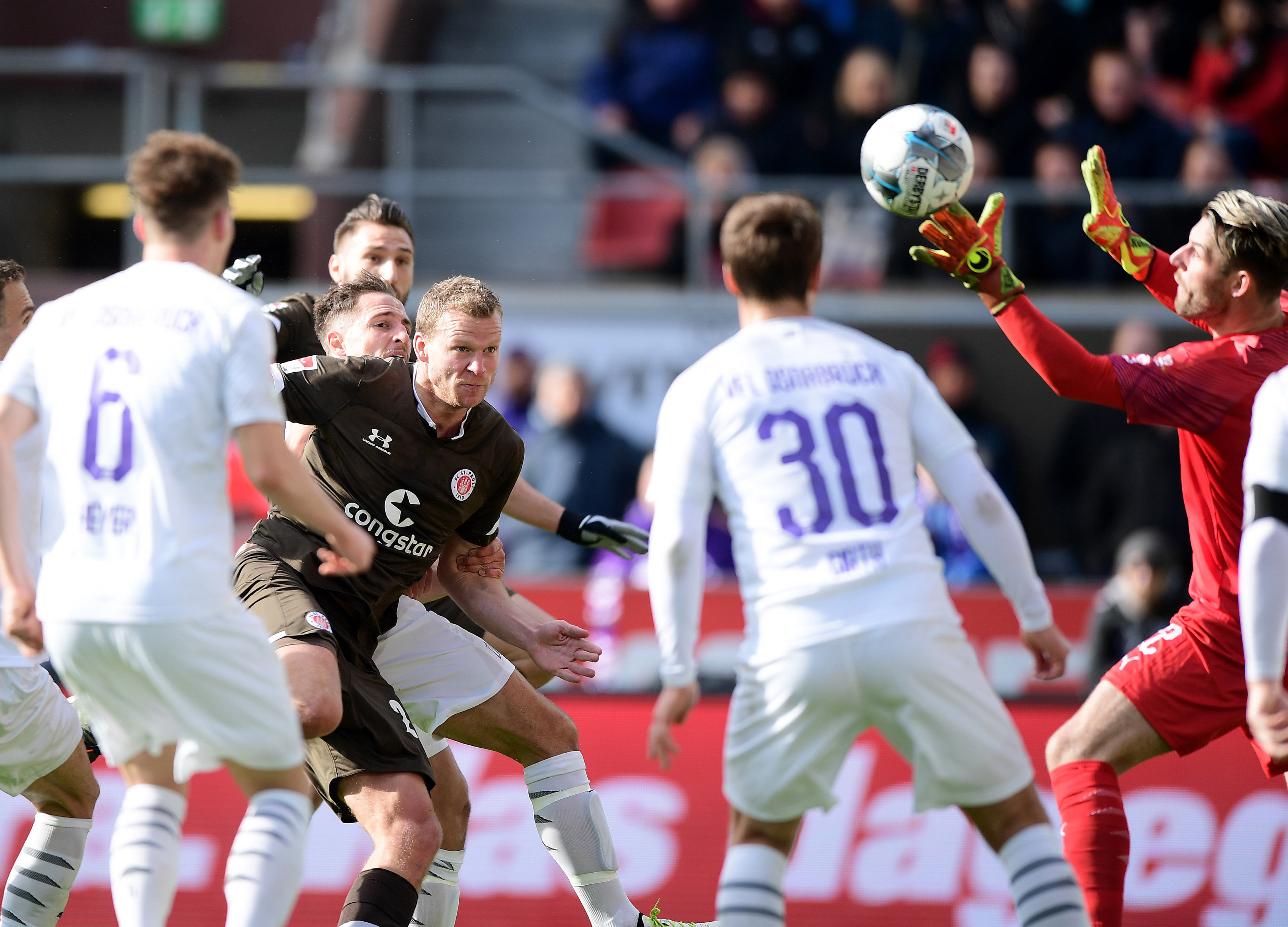 Henk Veerman mit dem Kopfball zum 1:0